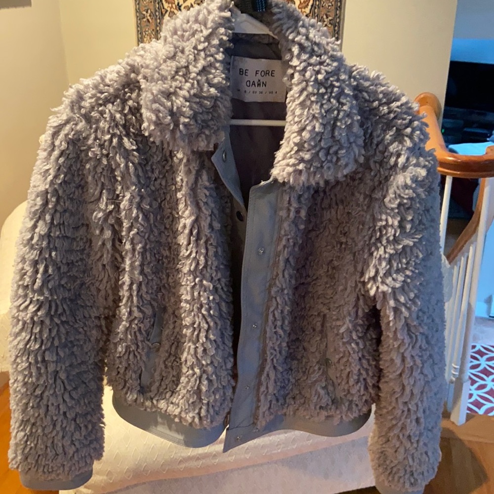 Grey fuzzy jacket! Perfect condition